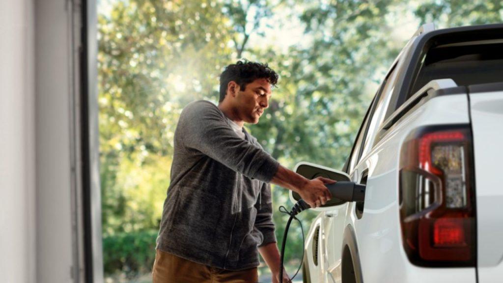 Autos híbridos enchufables: cómo usarlos bien para ahorrar combustible de verdad Autos híbridos enchufables: cómo usarlos bien para ahorrar combustible de verdad