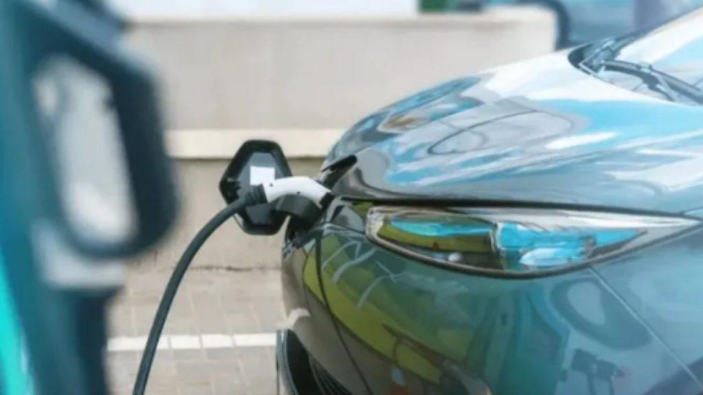 Auto eléctrico “low cost”: el modelo chino que se vendió al precio de una bicicleta y genera expectativa en Argentina Auto eléctrico “low cost”: el modelo chino que se vendió al precio de una bicicleta y genera expectativa en Argentina