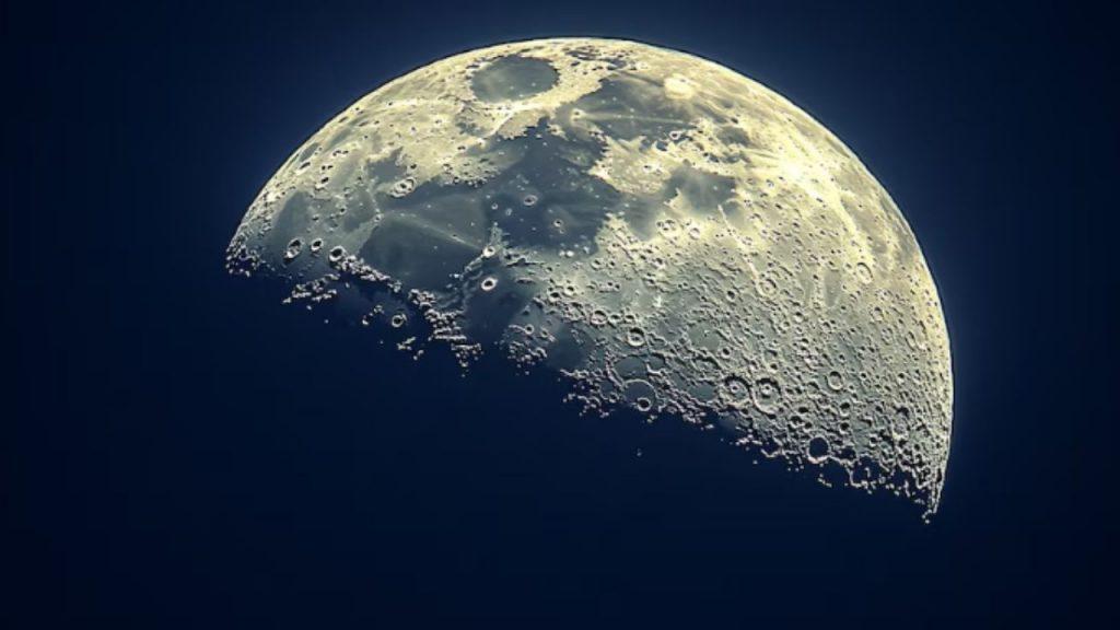 Hallazgo en la Luna: detectan reservas de hielo ocultas que podrían cambiar la exploración espacial Hallazgo en la Luna: detectan reservas de hielo ocultas que podrían cambiar la exploración espacial
