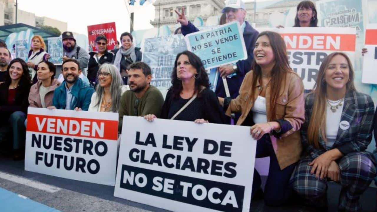 El Gobierno promulgó la reforma a la Ley de Glaciares