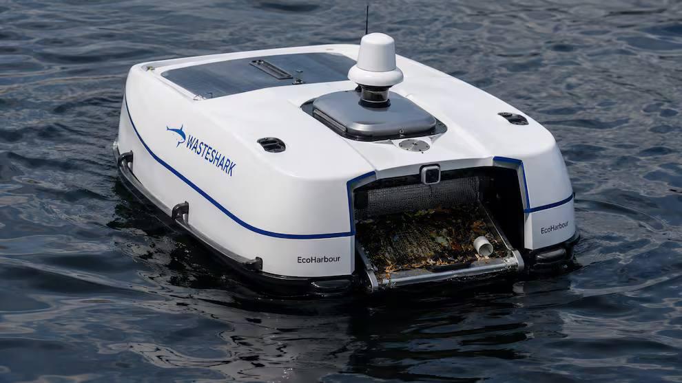 Adiós a la contaminación en los ríos: estudiantes crean un robot acuático que navega solo y elimina basura Adiós a la contaminación en los ríos: estudiantes crean un robot acuático que navega solo y elimina basura