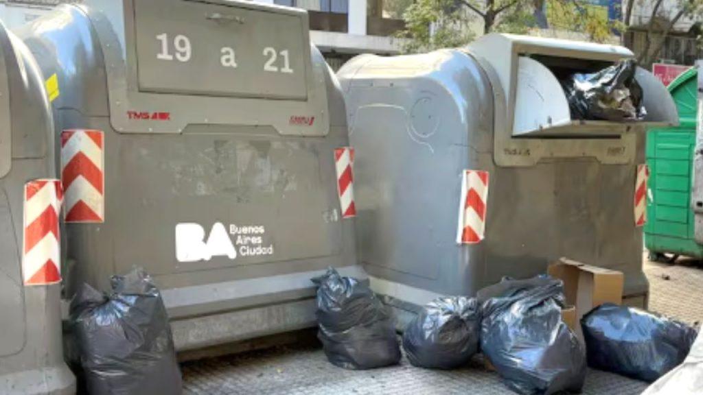 Basura desbordada en la Ciudad: los reclamos crecieron 69% y ya dominan la agenda vecinal Basura desbordada en la Ciudad: los reclamos crecieron 69% y ya dominan la agenda vecinal