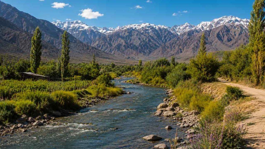 Mendoza en alerta por el agua: crece el estrés hídrico y reclaman un plan urgente de acción Mendoza en alerta por el agua: crece el estrés hídrico y reclaman un plan urgente de acción