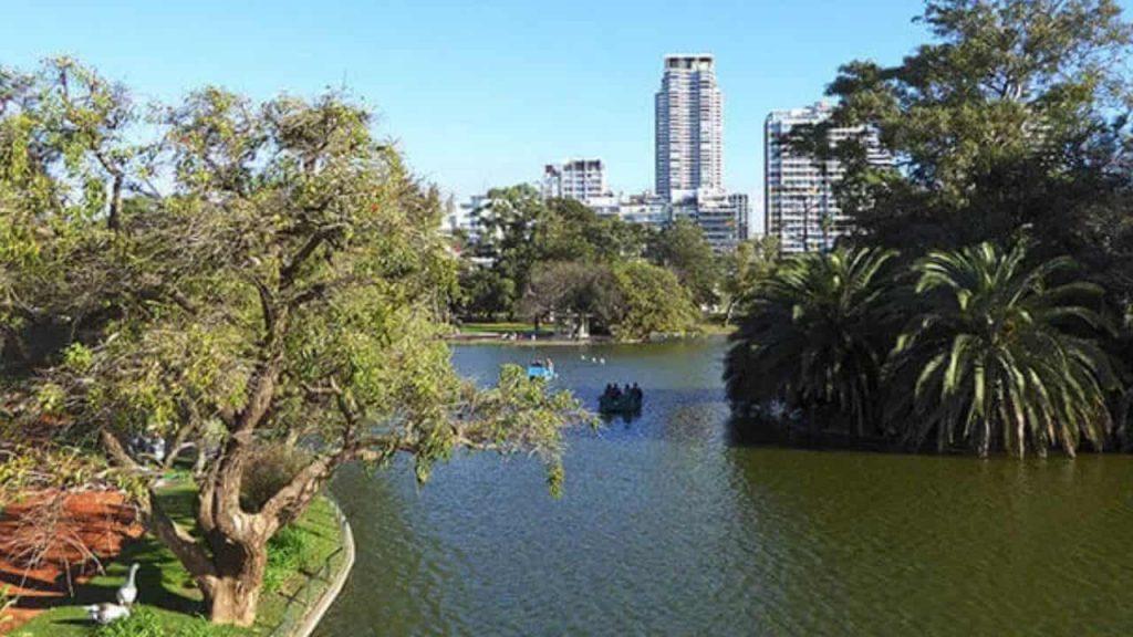 La Ciudad avanza con locales gastronómicos en espacios verdes y crece la polémica ambiental La Ciudad avanza con locales gastronómicos en espacios verdes y crece la polémica ambiental