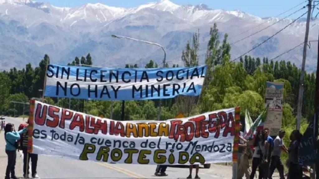 Magnates rusos, empresas off shore y llamativa aprobación exprés: polémica por proyecto minero en Mendoza riesgoso para el ambiente Magnates rusos, empresas off shore y llamativa aprobación exprés: polémica por proyecto minero en Mendoza riesgoso para el ambiente