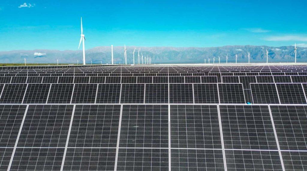 Hito energético en La Rioja: inauguran el Parque Solar Arauco con más de 89 mil paneles Hito energético en La Rioja: inauguran el Parque Solar Arauco con más de 89 mil paneles