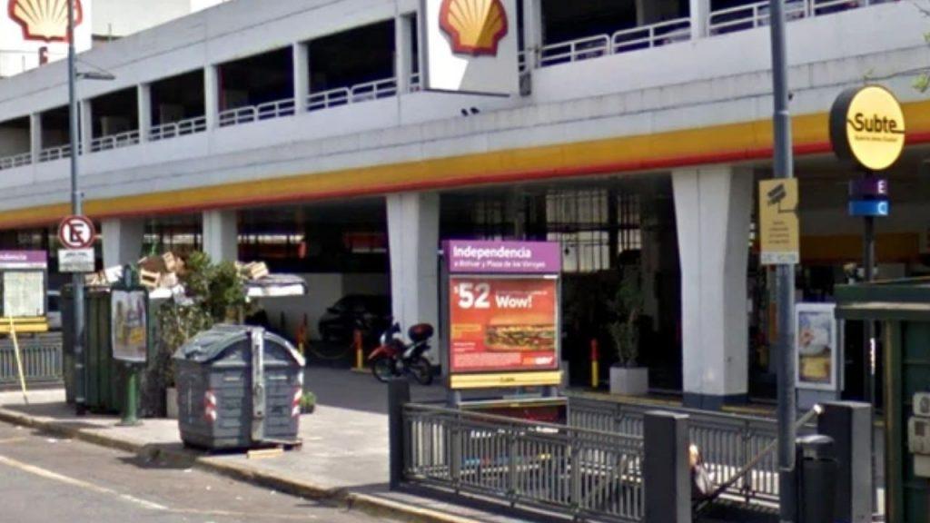 Peligro a metros del microcentro: estación Shell lleva casi 50 años contaminando y generando gases cancerígenos Peligro a metros del microcentro: estación Shell lleva casi 50 años contaminando y generando gases cancerígenos