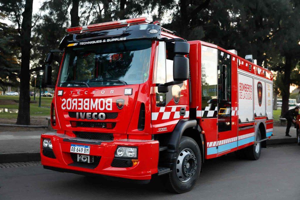 El primer camión eléctrico para bomberos: la tecnología cero emisiones que revoluciona el combate del fuego El primer camión eléctrico para bomberos: la tecnología cero emisiones que revoluciona el combate del fuego