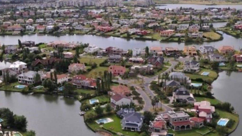 La Provincia pone la lupa sobre los countries: cobrará el agua con imágenes satelitales si no están regularizados La Provincia pone la lupa sobre los countries: cobrará el agua con imágenes satelitales si no están regularizados