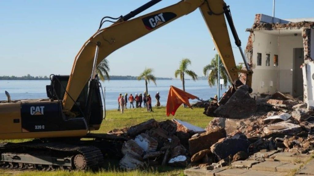 Parque acuático en Rosario: la oposición llevó el proyecto a la Justicia y busca frenar las obras en La Florida Parque acuático en Rosario: la oposición llevó el proyecto a la Justicia y busca frenar las obras en La Florida