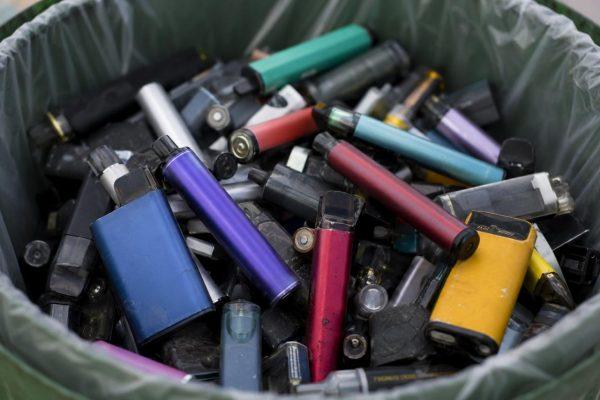 CABA obliga a reciclar los vapeadores y presiona a las tabacaleras