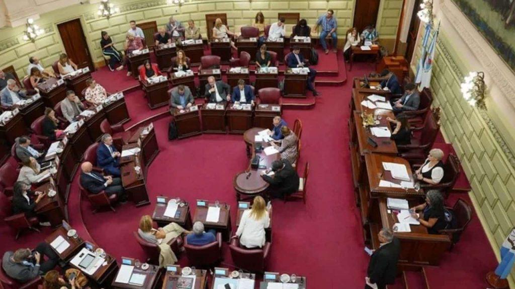 Santa Fe avanza con la prohibición de vender bebidas energizantes a menores Santa Fe avanza con la prohibición de vender bebidas energizantes a menores