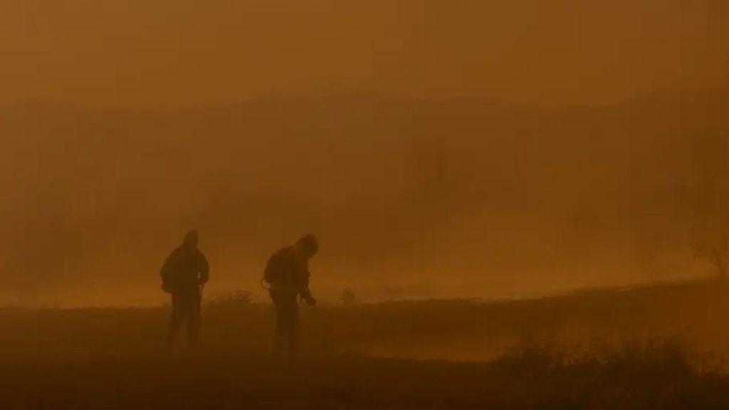 Los vecinos de El Refugio denuncian que el abandono político agravó el incendio que arrasó el barrio Los vecinos de El Refugio denuncian que el abandono político agravó el incendio que arrasó el barrio