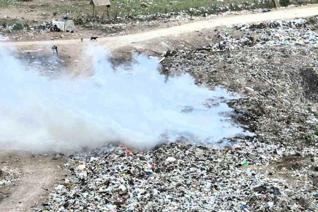 Investigan un basural de 20 hectáreas por posible contaminación en San Pedro Investigan un basural de 20 hectáreas por posible contaminación en San Pedro