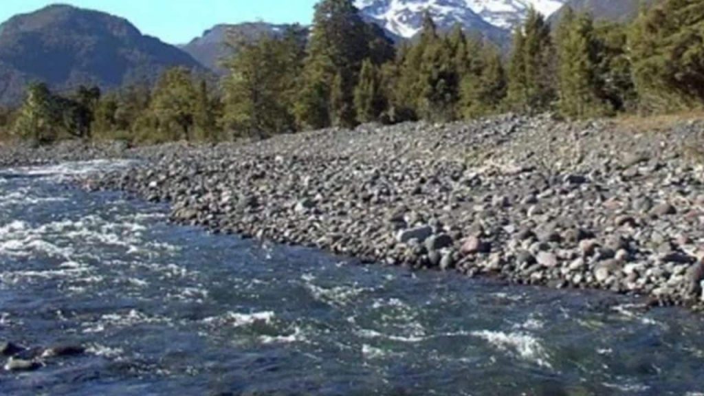 El avance de capitales extranjeros sobre las tierras de Neuquén enciende alertas por el acceso al agua El avance de capitales extranjeros sobre las tierras de Neuquén enciende alertas por el acceso al agua