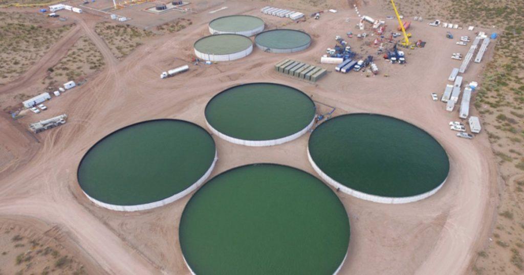 Cómo es el plan para que las petroleras reutilicen el agua contaminada de Vaca Muerta Cómo es el plan para que las petroleras reutilicen el agua contaminada de Vaca Muerta