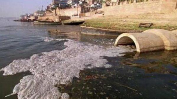 efluentes contaminantes son vertidos en el Río de la Plata