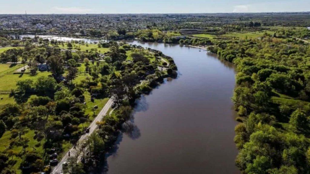 El Niño amenaza con agravar las inundaciones y pone en alerta al Litoral El Niño amenaza con agravar las inundaciones y pone en alerta al Litoral